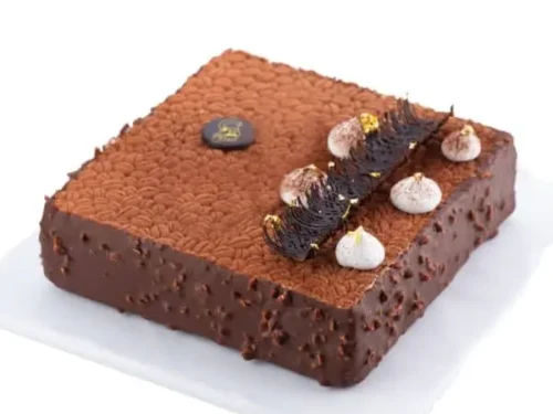 Tiramisu Cake
